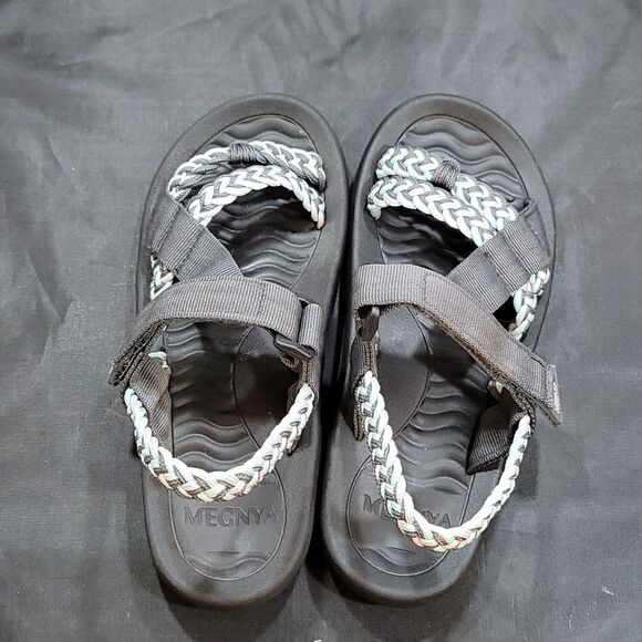 MEGNYA HIKING SANDALS FOR WOMEN, COMFORTABLE WALKING FLIP FLOP SANDAL - Picture 5 of 16
